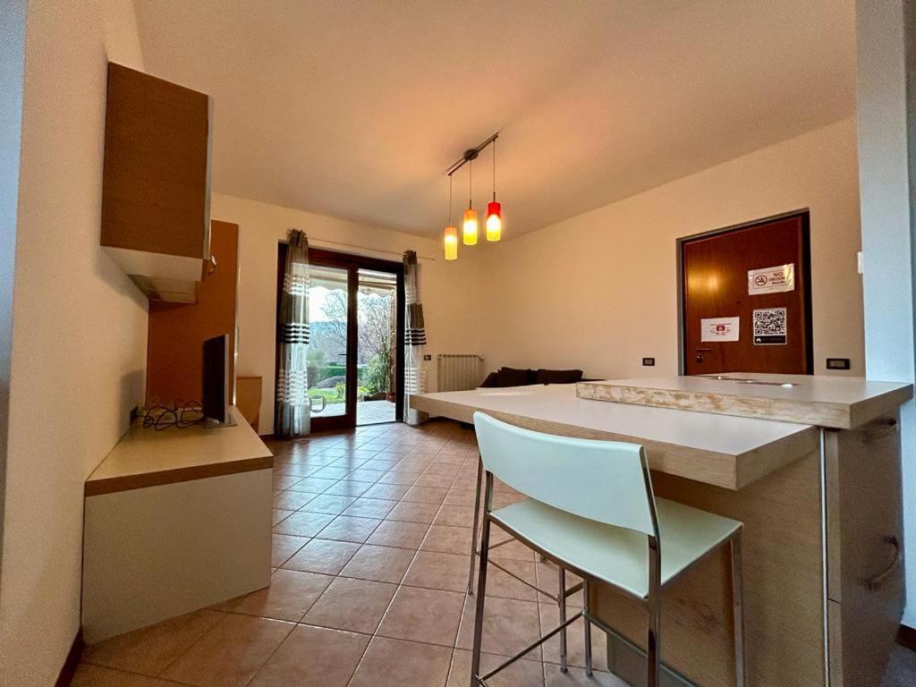 Kibilu - Residence With Pool, Near Lake Maggiore Monvalle Buitenkant foto